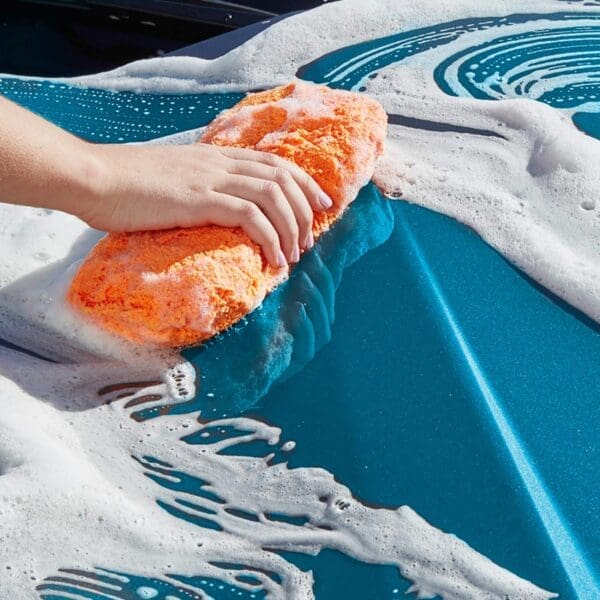 Armor All Car Care Gift Pack, includes Microfiber Towel & Tire Sponge, 7 Pc - Image 3