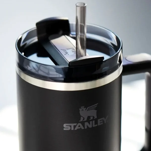 Stanley The Quencher H2.0 Flowstate Tumbler (40 oz / 1.18 L) - Image 3