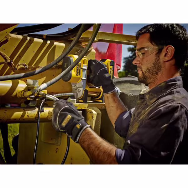 DeWalt 20V MAX* Grease Gun (Tool Only) - Image 10